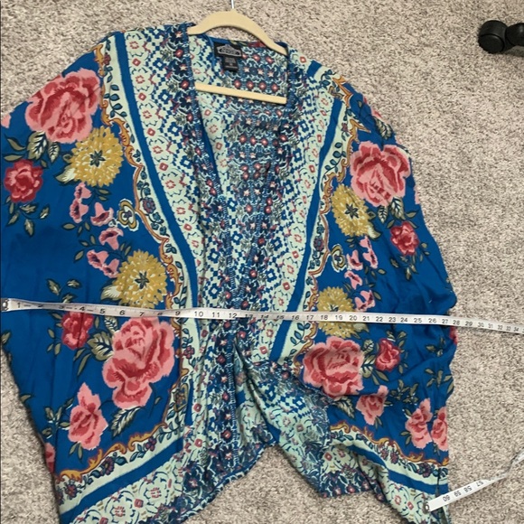 Angie Blue Boho Floral Print Open Front Short Sleeve Kimono Size Medium - Picture 6 of 6
